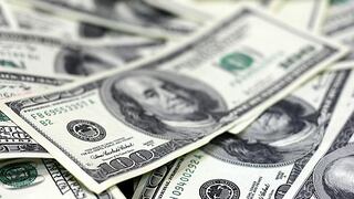 Precio del dólar baja por cuarta jornada consecutiva