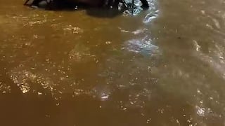 Piura: Calles del distrito de Chulucanas se convierten en ríos tras intensa lluvia [VIDEO]