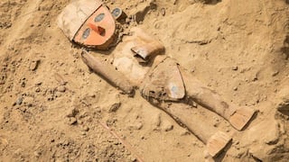 Chan Chan: arqueólogos realizan importante hallazgo de escultura de madera en la Huaca Takaynamo