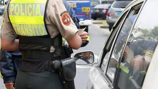 Lambayeque: nueve meses de prisión preventiva para dos policías procesados por pedir coima a conductor