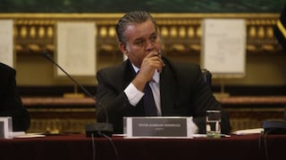 Piden que Víctor Albrecht se inhiba de la Comisión Lava Jato por vínculo con Félix Moreno
