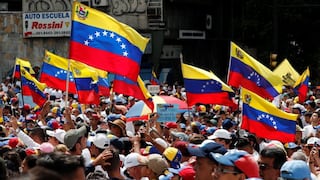Oposición se manifiesta en Caracas a favor del ingreso de ayuda humanitaria | FOTOS