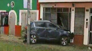 Santa Beatriz: Camioneta se despistó y chocó contra una vivienda