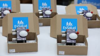 Llega a EsSalud nuevo lote de equipos Wayrachis que brinda asistencia respiratoria no invasiva a pacientes pediátricos
