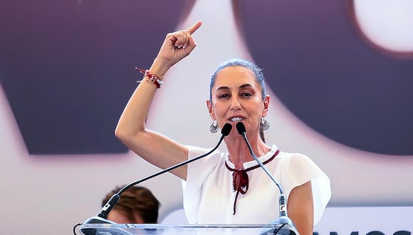 La candidata presidencial oficialista Claudia Sheinbaum habla durante un acto político en la ciudad de León, estado de Guanajuato, México. (EFE/ Luis Ramírez).