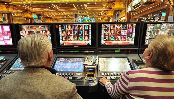 SUNAT realizó operativo de cobranza coactiva a casinos con deudas de más de 3 millones de soles.