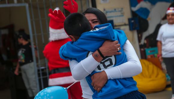 Internas del penal Santa Mónica volvieron a abrazar a sus hijos por Navidad. (Fotos: INPE)