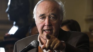 Víctor Andrés García Belaunde: “El poder está haciendo metástasis con la corrupción”