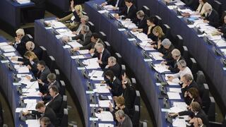 Visa Schengen: Comisión del Parlamento Europeo aprueba exención de visados