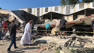 México: Al menos 11  muertos por el colapso de una iglesia durante una misa [VIDEO]