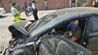 Surco: chofer ebrio provoca quíntuple choque con autos y camioneta [VIDEO]