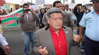 César Acuña: Apristas le dan con palo por postular a región La Libertad