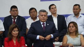 César Acuña se lanza con Carmen Omonte y Luis Iberico en plancha presidencial