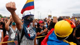Colombia: un puño en alto que representa la lucha social es inaugurado en Cali