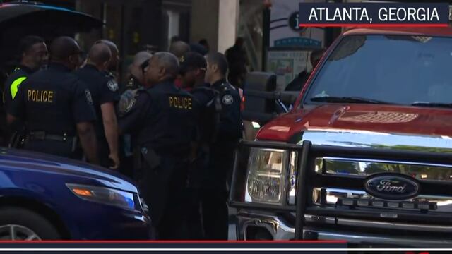 URGENTE: Tiroteo en Atlanta deja cuatro heridos en patio de comidas (VIDEO)