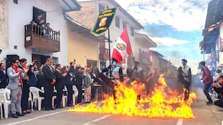 Pudo ser una tragedia: Estudiantes marchan sobre fuego durante desfile en Cajamarca