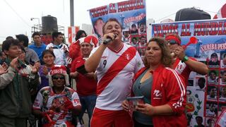 FOTOS: El Perú-Uruguay se vive a todo furor en la Videna