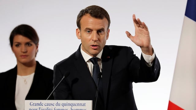 Presidente de Francia declara como prioridad la igualdad entre mujeres y hombres
