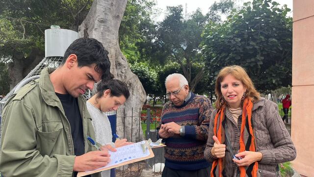 Miraflores: Así se vive la “firmatón” para revocar al alcalde Carlos Canales (VIDEOS) 