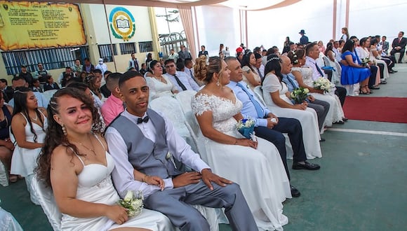 41 internos se casaron. (Foto: INPE)