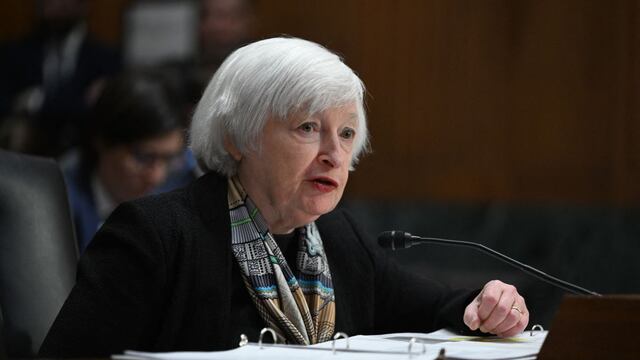 Las sanciones económicas son “un riesgo” para el dólar, dice la secretaria del Tesoro de EE.UU.