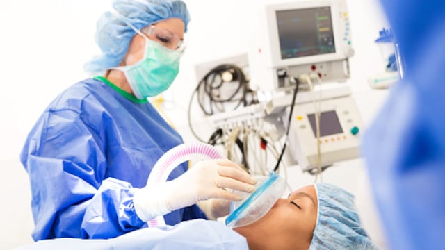 Anestesiología: una especialidad que paga bien y requiere más profesionales en el Perú 