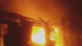 Incendio consumió almacén de la Municipalidad del Callao [VIDEO]