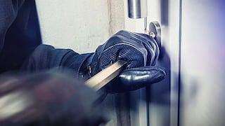 ¡El colmo! Delincuentes se disfrazaron de policías para robar a médico en SJL