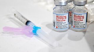Tecnofarma Perú firma acuerdo para distribuir y comercializar las vacunas COVID-19 de Moderna en el país
