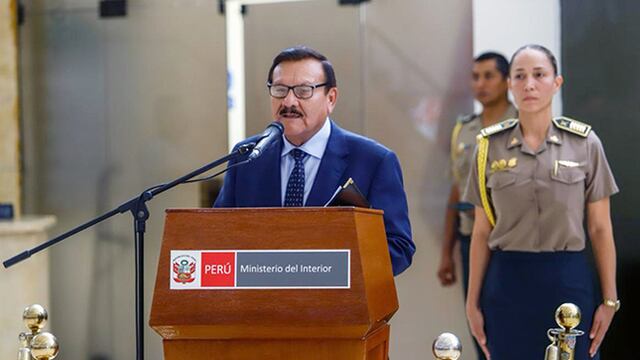 Ministro del Interior descarta reglaje a excomandante Jorge Angulo