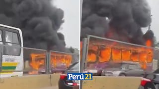 Bus con pasajeros a bordo se incendió en la avenida Faucett [VIDEO]