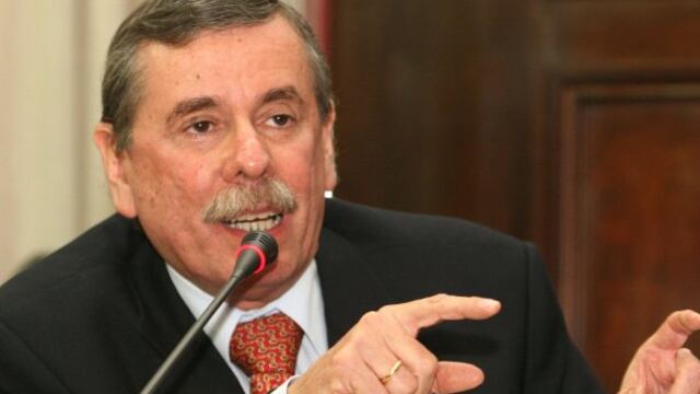 Fernando Rospigliosi: “Vicente Romero no tiene liderazgo ni capacidad”