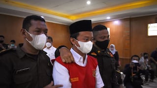 Indonesia: cadena perpetua para profesor por violación de 13 alumnas