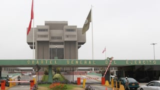 Restos de ministro José Huerta son velados en Cuartel General del Ejército
