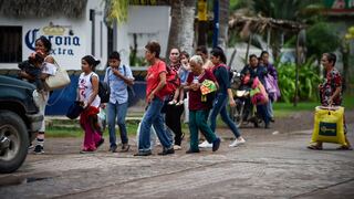 Huracán Willa: Mexicanos se preparan ante una posible catástrofe | FOTOS