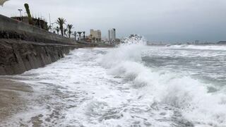 México: Huracán Willa se debilita a tormenta tropical tras tocar tierra