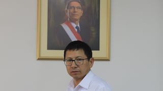 Edmer Trujillo acudió a la fiscalía de Moquegua para declarar por presuntos pagos irregulares