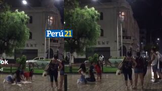 Jóvenes chiclayanos aprovechan la lluvia y arman sensual coreografía de ‘TQG’ [VIDEO]