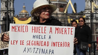 México: Familiares del caso Ayotzinapa y ONG indignados por liberación de acusado