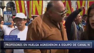 Reportera fue agredida por maestros durante manifestación en Plaza San Martín [VIDEO]