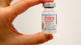 Paraguay recibe cerca de 100.000 dosis de la vacuna de Moderna donadas por Qatar