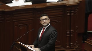 Geiner Alvarado es el quinto ministro censurado