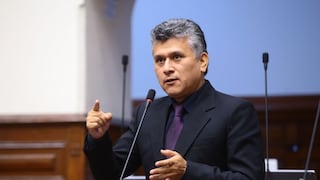 Fiscalía abre investigación preliminar a congresista César Campos tras denuncia