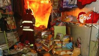 Casi S/.1 millón en pérdidas dejó incendio en galería del Centro de Lima