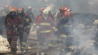 Entregan ayuda a 52 damnificados por incendio en Ucayali