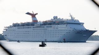 Más de mil personas evacuadas por el huracán Dorian llegan a EE.UU. en un crucero