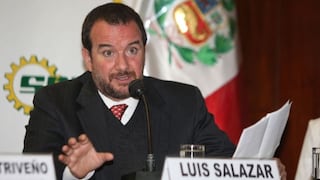 Luis Salazar pasaría a ser investigado por Comisión de Fiscalización