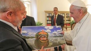 Lula da Silva le dio al papa la foto de un indígena por su preocupación por el Amazonas