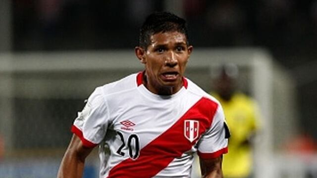 Selección peruana: ¡Por poco y gol! Flores sorprendió y el arquero atajó [VIDEO]