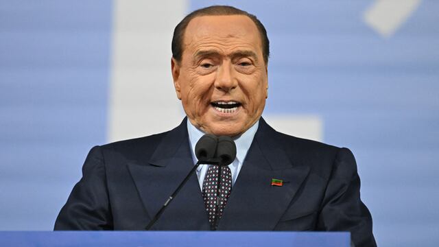 El ex primer ministro italiano Silvio Berlusconi falleció a los 86 años